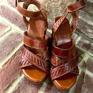 Bed Stu Dress Sandles w/ Ankle strap.